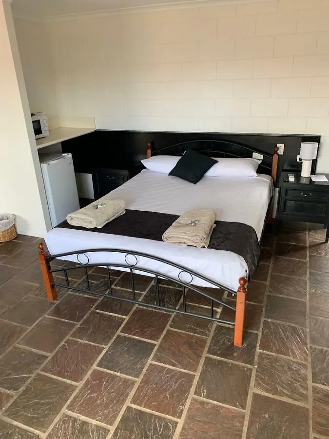 酒店 Longreach Most Central Motel