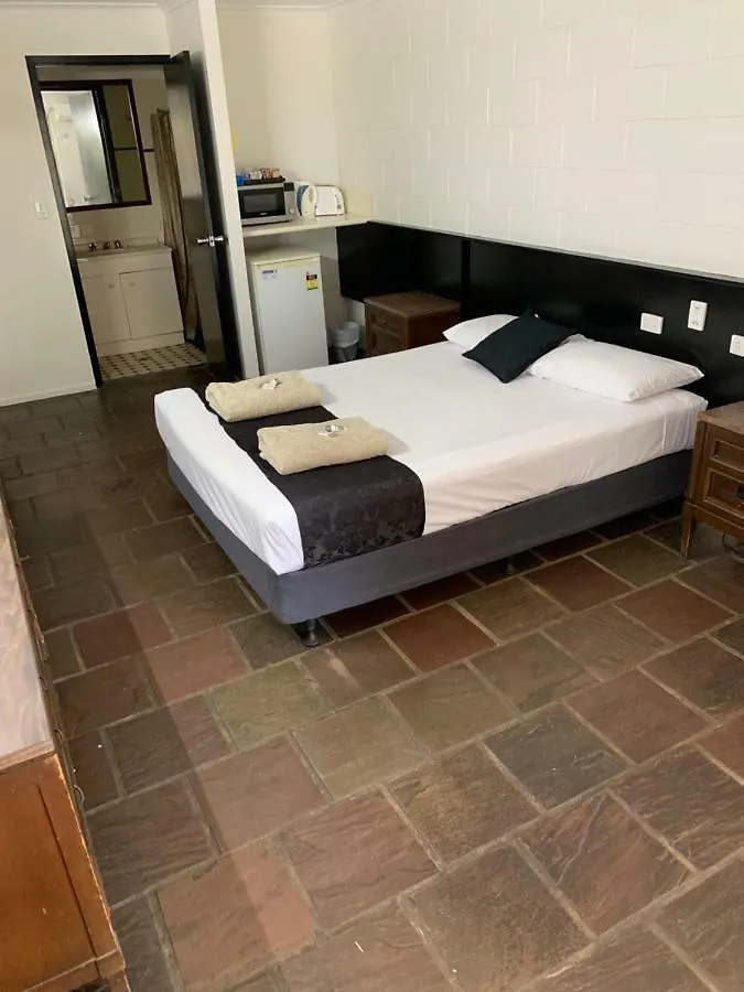 Longreach Most Central Motel 酒店