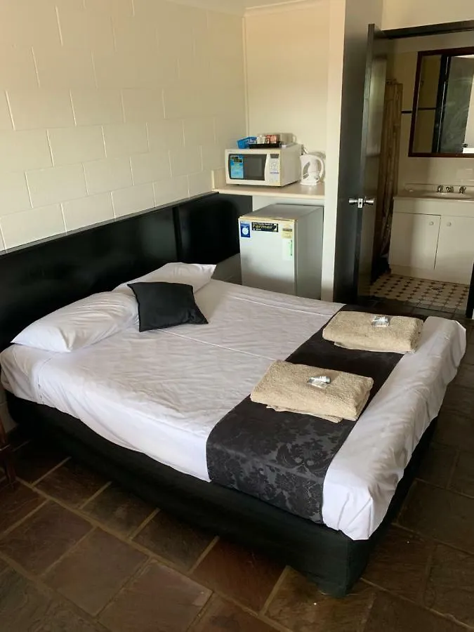 Longreach Most Central Motel 酒店